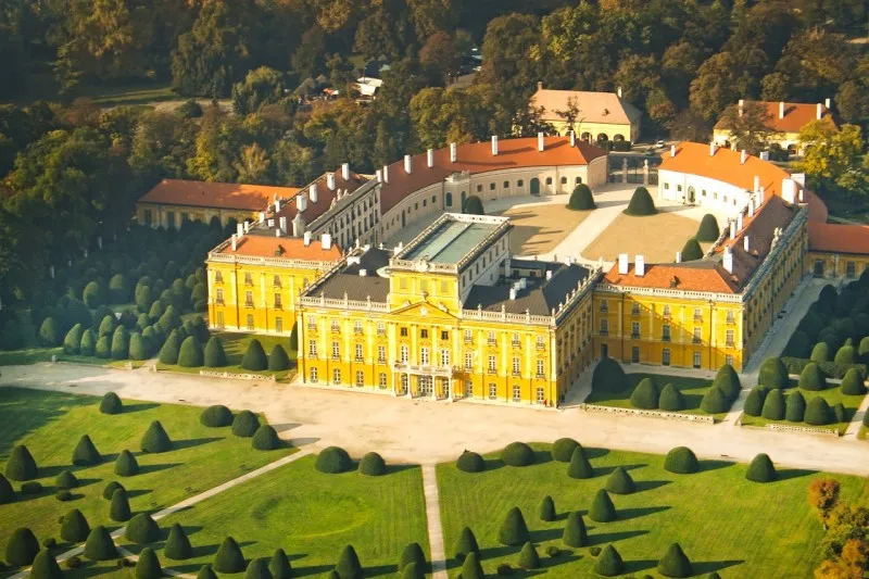 Eisenstadt – austriackie winnice u podnóża Gór Litawskich 