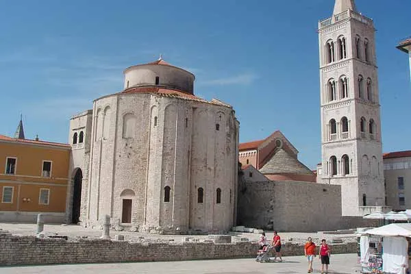 Chorwacja | Zadar - przedromański kościół św. Donata, będący symbolem miasta