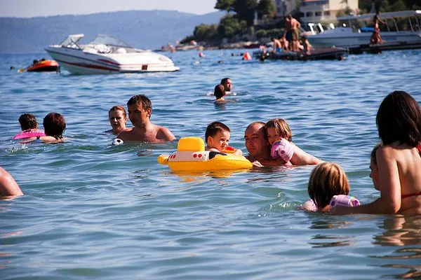 Chorwacja | Kąpielisko na wyspie Ciovo (Čiovo) Chorwacja | Kąpielisko na wyspie Ciovo (Čiovo)
