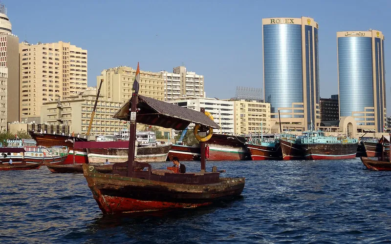 Dubaj | 33% wartości PKB kraju pochodzi z wydobycia ropy naftowej i gazu ziemnego 