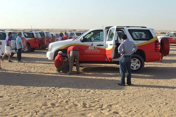 Dubaj | Dużą popularnością cieszą się w Dubaju także zorganizowane wycieczki Dubaj | Dużą popularnością cieszą się w Dubaju także zorganizowane wycieczki