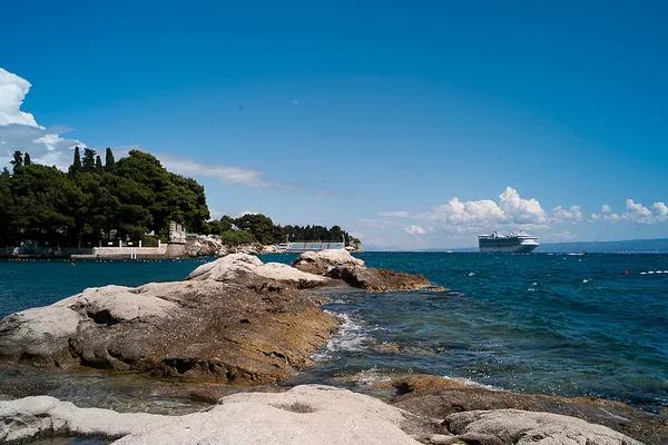 Chorwacja | Dubovica jest największą plażą w południowej części wyspy Hvar Chorwacja | Dubovica jest największą plażą w południowej części wyspy Hvar