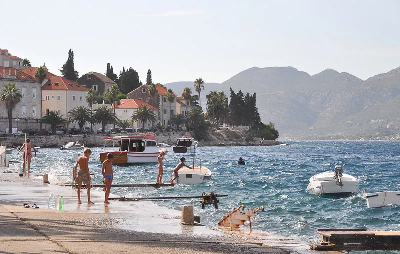 Chorwacja | Maluchy na wyspie Korcula Chorwacja | Maluchy na wyspie Korcula