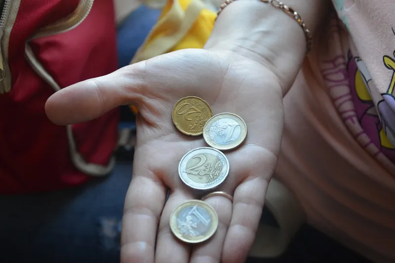 Lanzarote | Monety euro mają wartość: 1 i 2 euro oraz 1, 2, 5, 10, 20 i 50 euro centów
