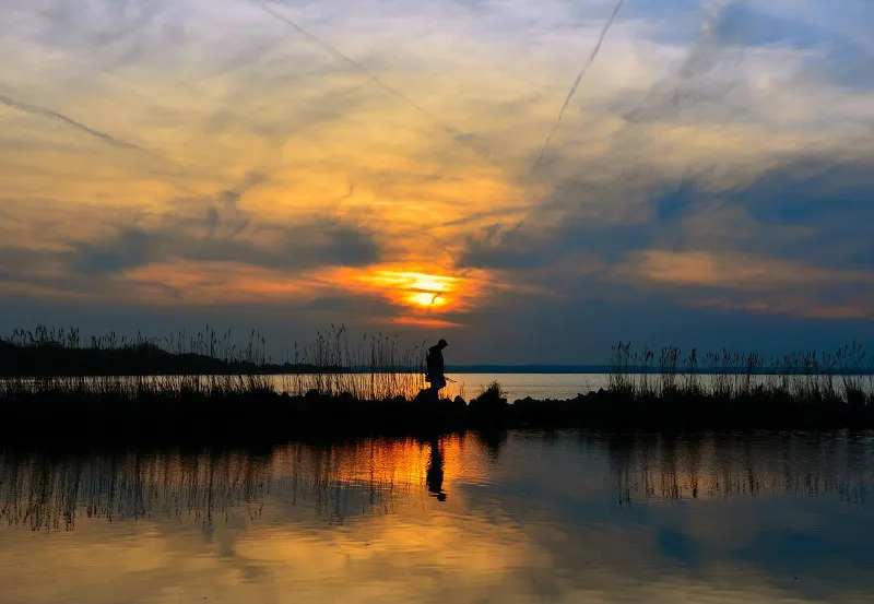Zachód słońca nad jeziorem Balaton Zachód słońca nad jeziorem Balaton