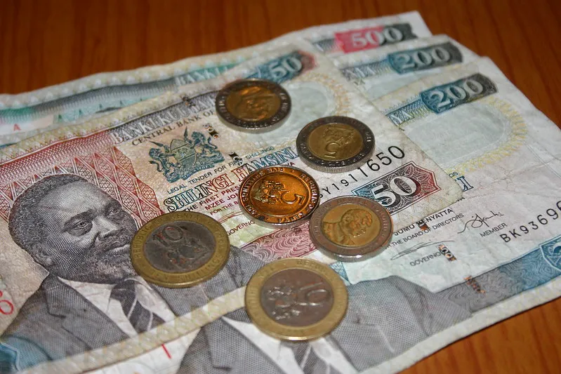 Kenia | Szylingi kenijskie drukowane są w Nairobi przez De La Rue