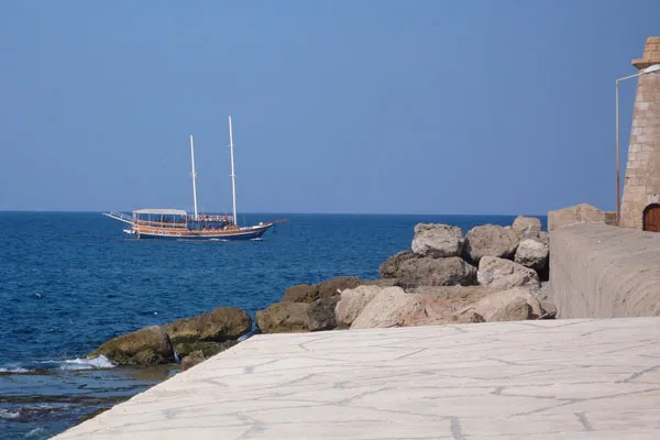 Cypr | Kyrenia porównywana bywa z kurortem St. Tropez