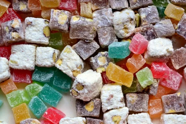 Cypr | Loukoumi występuje w wielu owocowych smakach Cypr | Loukoumi występuje w wielu owocowych smakach