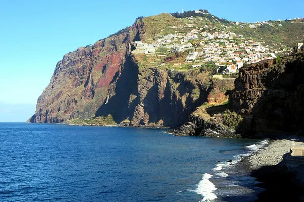 Portugalia | Cabo Girão odwiedza codziennie około 1800 osób