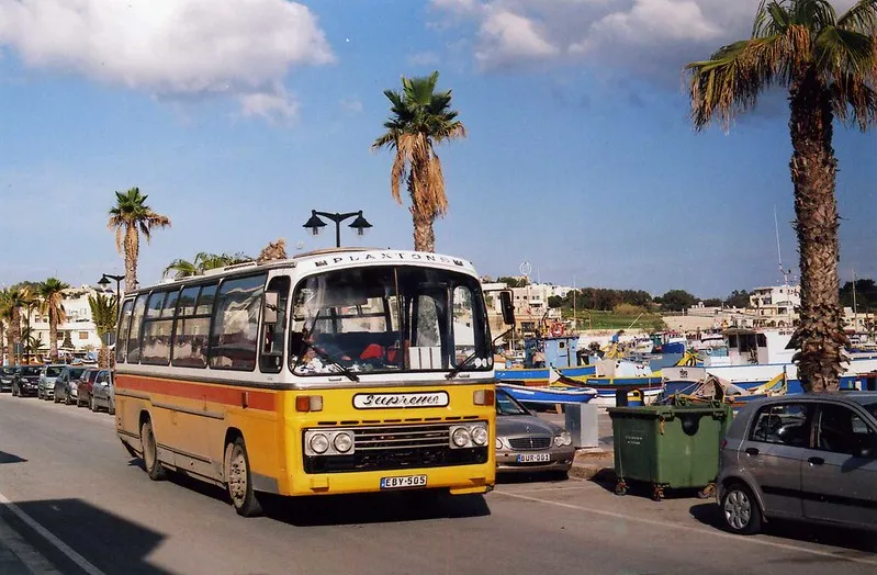 Malta | A może kupić replikę starego, maltańskiego autobusu? Malta | A może kupić replikę starego, maltańskiego autobusu?