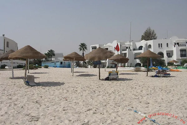 Tunezja | Plaża w Marsa al-Kantawi