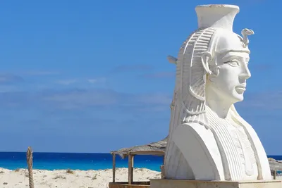 Marsa Matruh: plaże, historia i Łaźnie Kleopatry