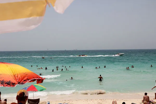 Dubaj | Wypoczynek na plaży w Dubaju