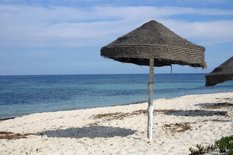 Tunezja | Plaża w Susie jest doskonałym miejscem na spacery Tunezja | Plaża w Susie jest doskonałym miejscem na spacery