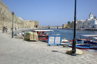 Bizerta: port, zabytki i plaże Remel