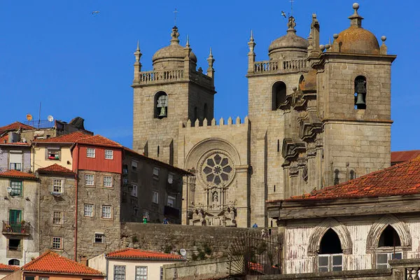 Portugalia | Katedra w Porto była wielokrotnie przebudowywana Portugalia | Katedra w Porto była wielokrotnie przebudowywana