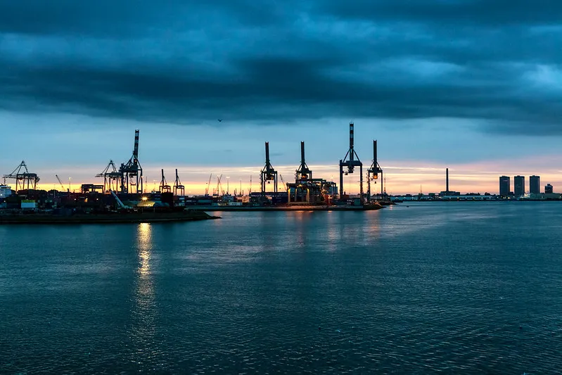 Holandia | Widok na port Holandia | Widok na port