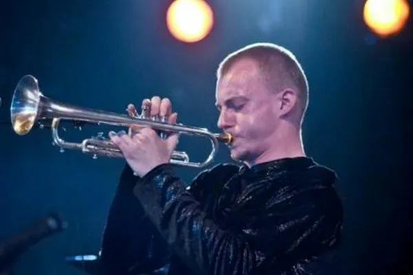 Ukraina | Piotr Schmidt Electric Group to fascynujący projekt łączący przestrzenny jazz i elektro-groove z soulem, funkiem i R&B Ukraina | Piotr Schmidt Electric Group to fascynujący projekt łączący przestrzenny jazz i elektro-groove z soulem, funkiem i R&B
