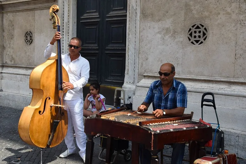 Rzym | Artyści uliczni na Piazza Navona