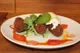 Taamija — egipski falafel z fasoli fava, podawany jako przystawka