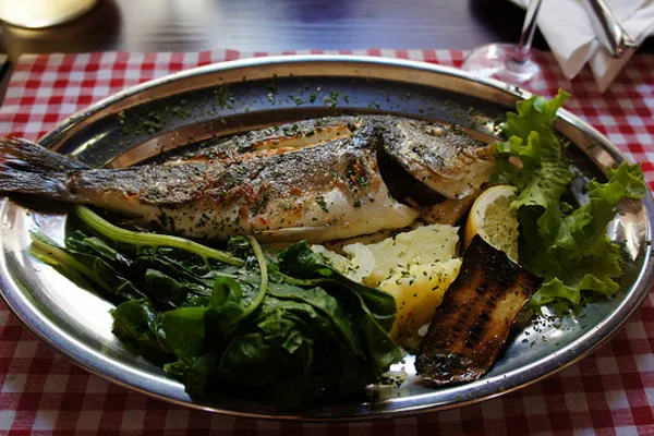Chorwacja | Grilowana ryba, prosto ze Splitu Chorwacja | Grilowana ryba, prosto ze Splitu