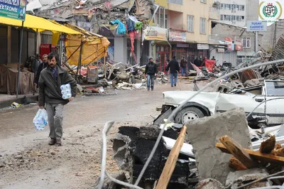 „Panna młoda” w gruzach