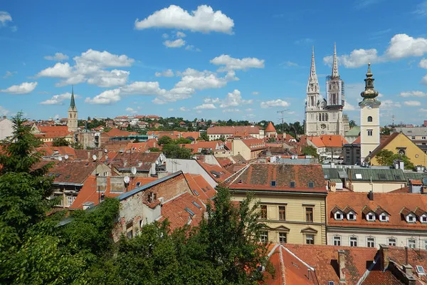 Chorwacja | Widok na Katedrę Wniebowzięcia Najświętszej Marii Panny w Zagrzebiu Chorwacja | Widok na Katedrę Wniebowzięcia Najświętszej Marii Panny w Zagrzebiu